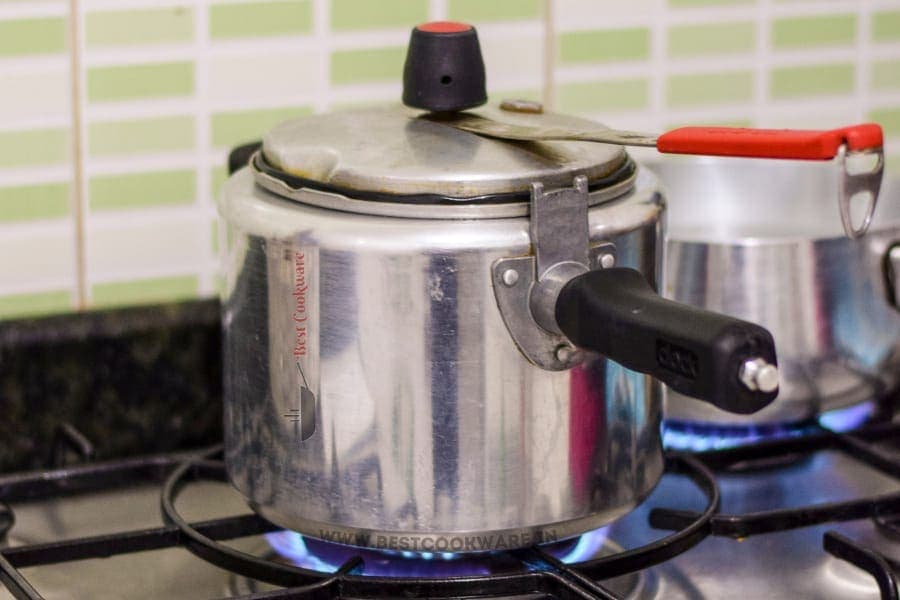 Mastering the Art: How to Cook Soaked Chickpeas in Pressure Cooker