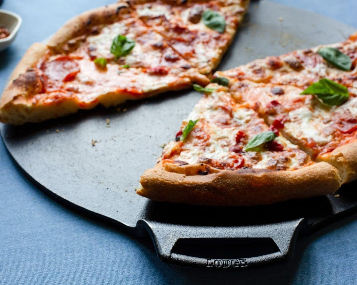 Lodge Cast Iron Pizza Pan, 15 Inch