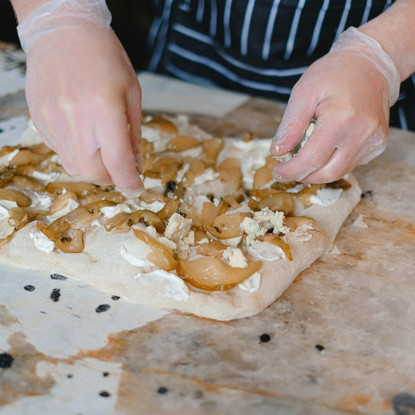 Clear Vinyl Exam Gloves, Latex-Free, Disposable Medical Gloves, Cleaning Gloves, Food Safe, Powder-Free, 4 Mil