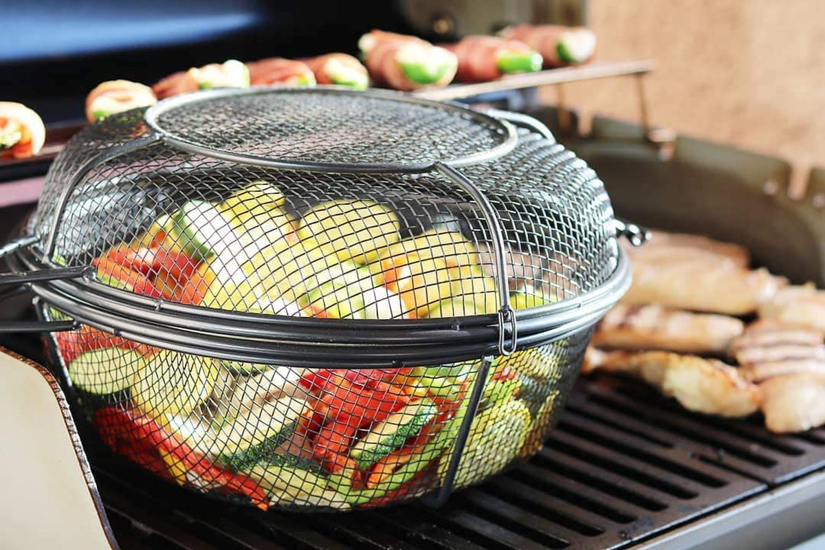Outset 76182 Chef'S Jumbo Outdoor Grill Basket and Skillet with Removable Handles