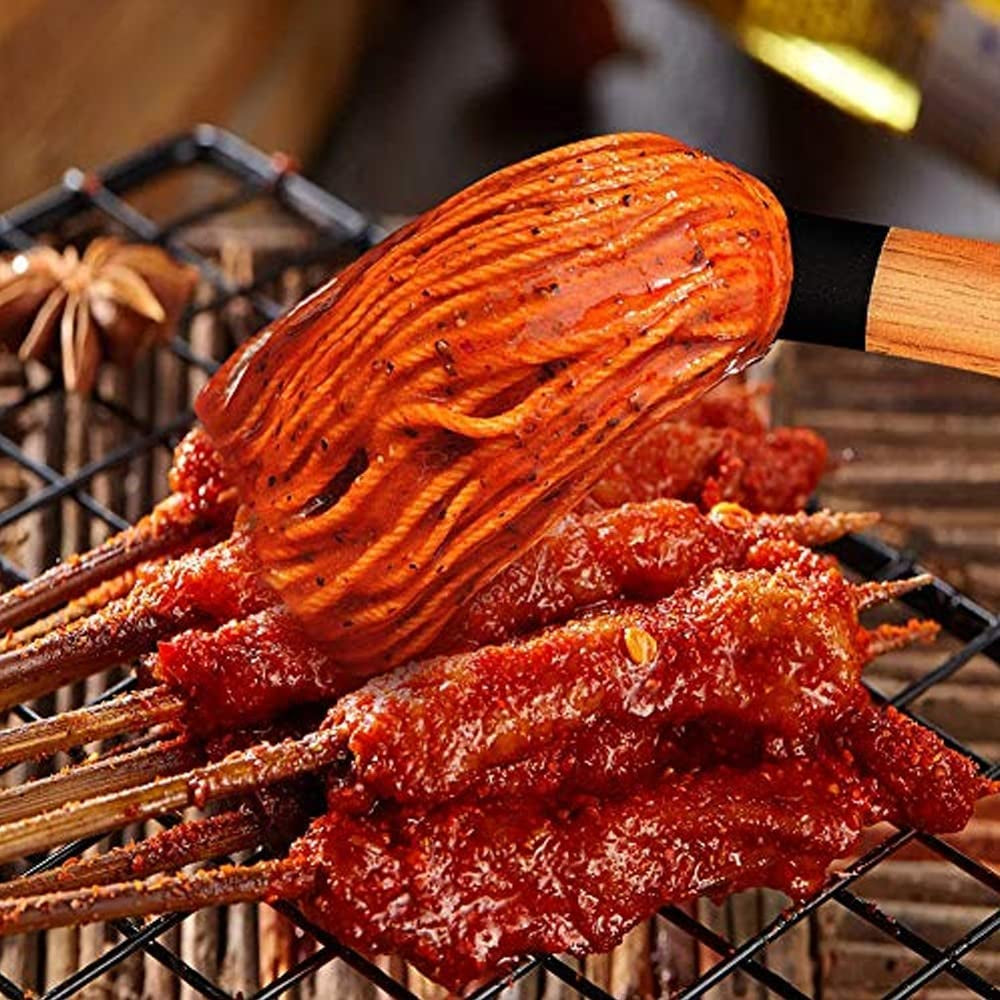 Zaanzeer 18 Inches BBQ Mop with Wooden Handle and 4 Extra Replacement Cotton Fiber Basting Mop Heads for Grilling and Smoking Steak