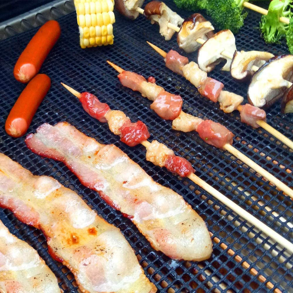 Grill Mesh Mat - Set of 5 Non Stick BBQ Grill Mats, Heavy Duty, Reusable Grilling Mats, Easy to Clean - Works on Gas, Charcoal, Pellet Grill - 15.75 X 13 In, Black
