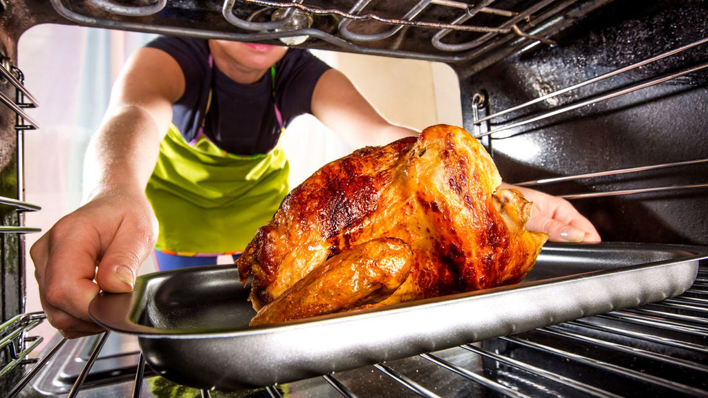 How Long Can Rotisserie Chicken Stay in the Fridge: Freshness Tips for Barbecue Enthusiasts