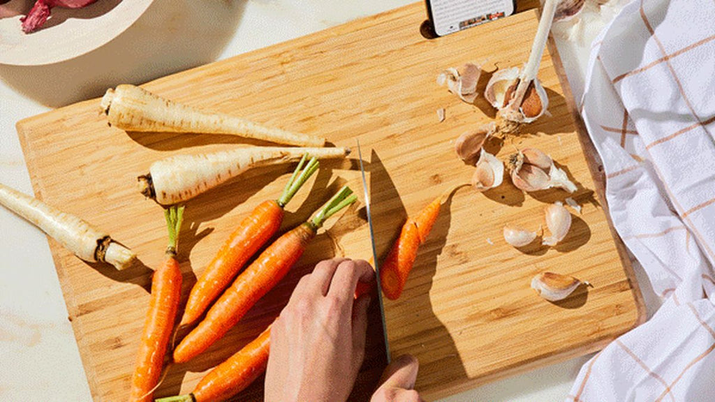 How to Disinfect Wood Cutting Board: Tips for Barbecue Enthusiasts