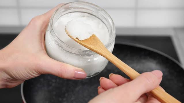 5 Crucial Differences Between Refined and Unrefined Coconut Oil