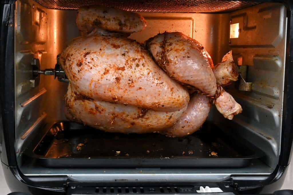 How Long to Microwave Rotisserie Chicken Without Compromising Flavor