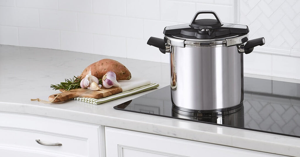 How to Cook a Roast and Vegetables in a Pressure Cooker for a Perfect Meal Every Time