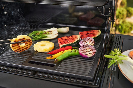How to Use a Griddle Dome: Tips for BBQ Enthusiasts