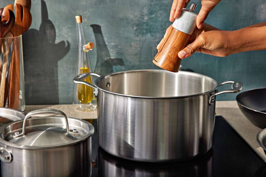 Should You Cover the Pot When Making Stock? Insights for Barbecue Enthusiasts