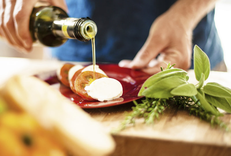 10 Effective Ways to Clean Kitchen Cabinets Without Removing Finish