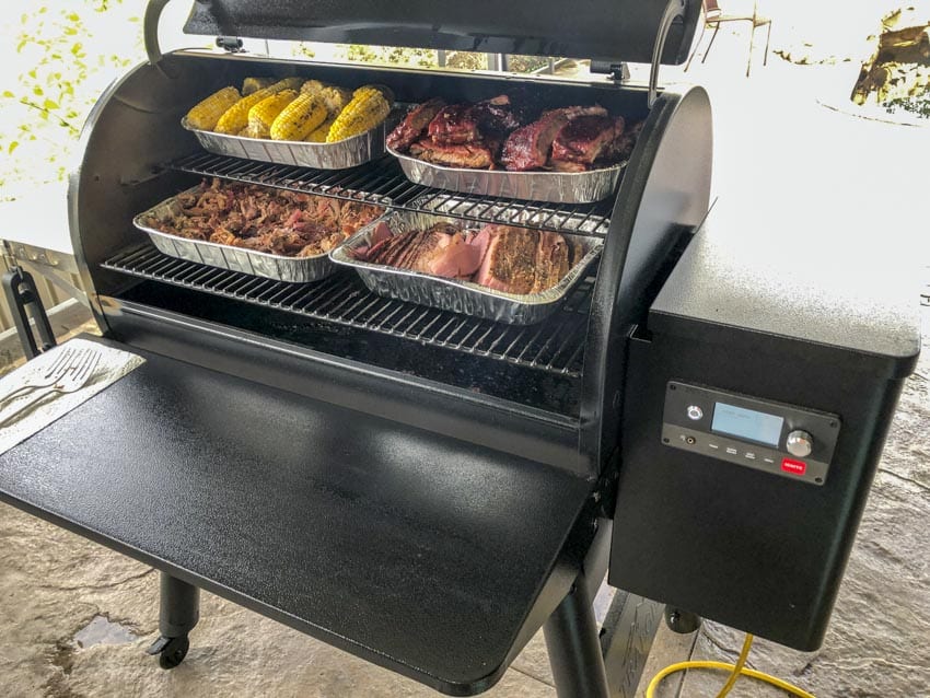 Mastering BBQ with an Expert Grill Pellet Smoker