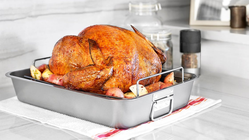 How to Clean Stainless Steel Roasting Pan: Tips and Tricks for BBQ Lovers