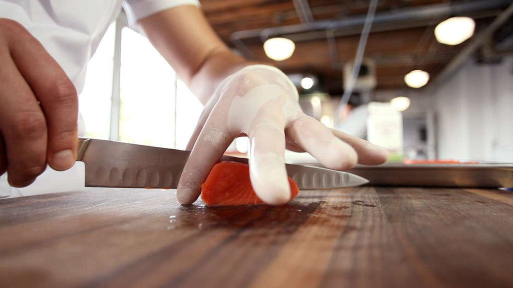 How to Cut with a Head Knife: Expert Techniques for Barbecue Enthusiasts