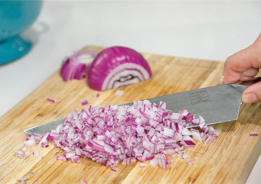 How to Cut Avocado Without Knife: Ingenious Tips for BBQ Fans