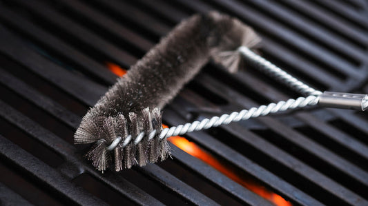 Flat vs Raised Grill Grates: Which is Best for Your Barbecue?