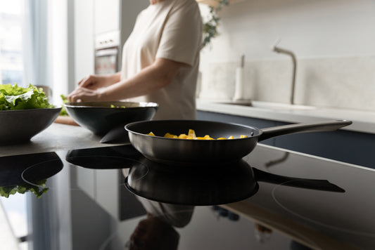Mastering Low Simmering with Cast Iron: A Guide for Barbecue Lovers