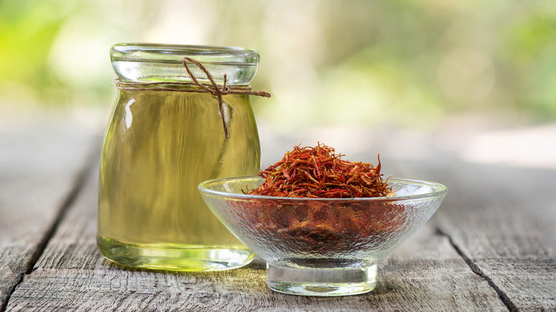 Unlock the Power of Safflower Oil: 10 Benefits for Barbecue Enthusiasts