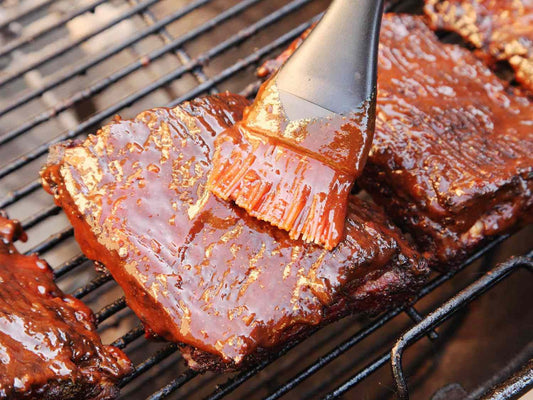 5 Remarkable Cast Iron Dutch Ovens for Camping Adventures