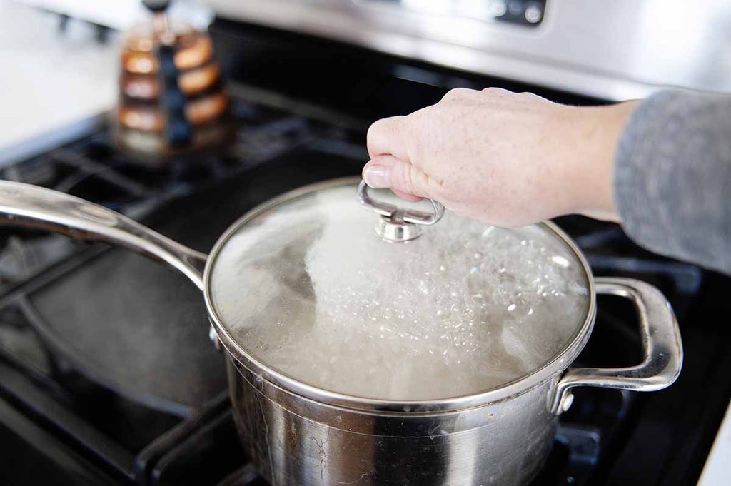 How to Steam Broccoli in Saucepan: A Barbecue Enthusiast's Guide