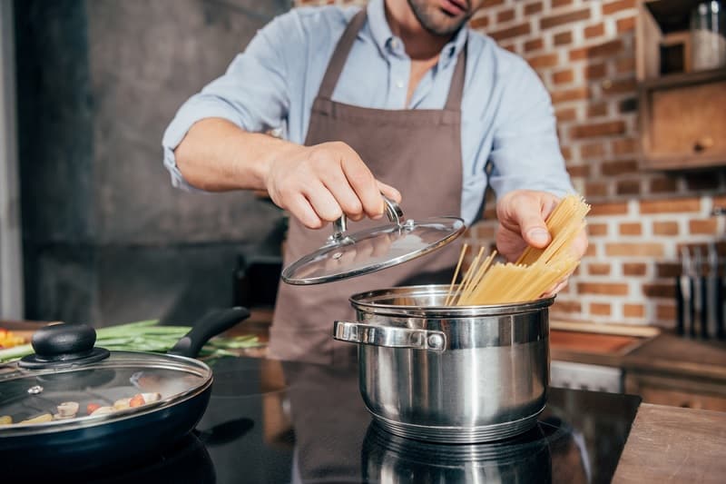 How to Keep Rice Warm in Saucepan: Essential Tips and Tricks for Barbecue Enthusiasts