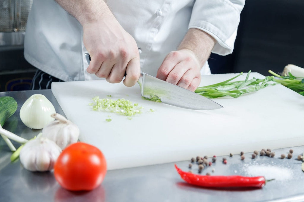 How to Safely Cut Glass with a Knife: Tips and Insights for Barbecue Enthusiasts