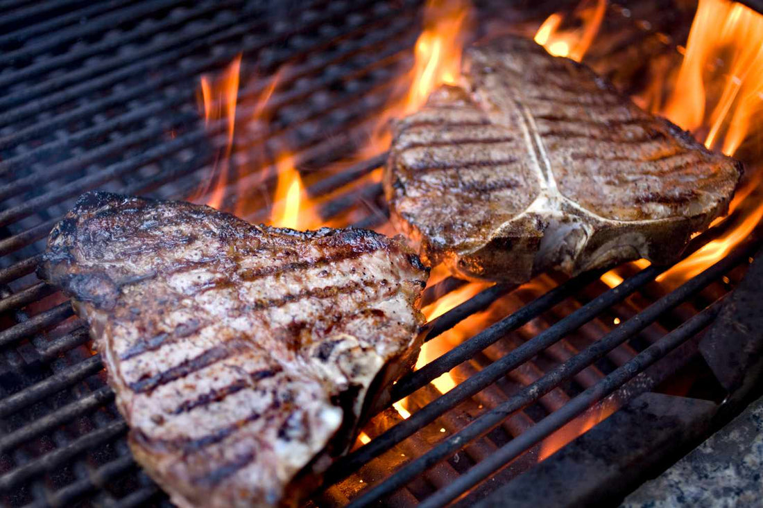 Filets and Crab with Bearnaise Sauce: Taste the Elegance