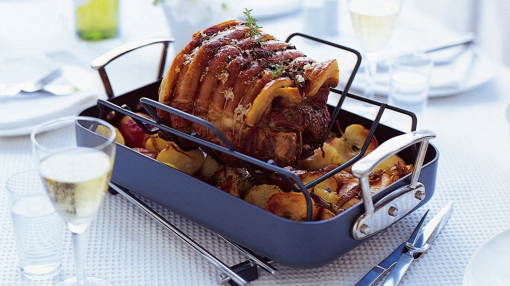 Master the Art: How to Use a Roasting Pan with Lid for Perfect BBQ