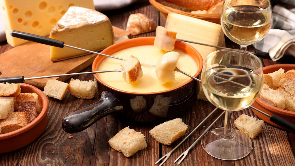 What Do You Dip in Cheese Fondue at The Melting Pot? Exclusive Delighted Guide