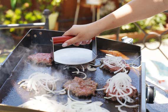 How to Flip Pancakes Without Sticking: BBQ Tips & Tricks