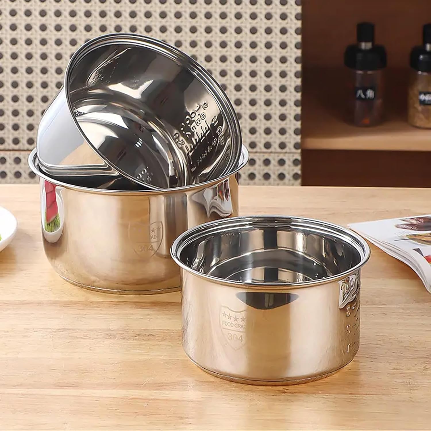 Stainless Steel Rice Cooker Inner Pot, Non-Stick Replacement Pot, Durable & Universal Fit for Multi-Cookers, Even Heating for Perfect Rice (1.6L)