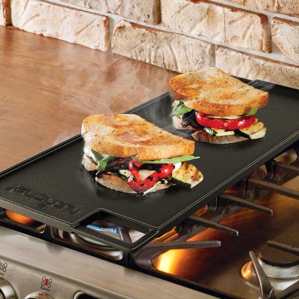 Nutrichef Cast Iron Reversible Grill Plate – 18 Inch Flat & Ridged Skillet Griddle Pan, Fits Two Burners, for Gas, Electric, Ceramic Stovetops, with Silicone Oven Mitt