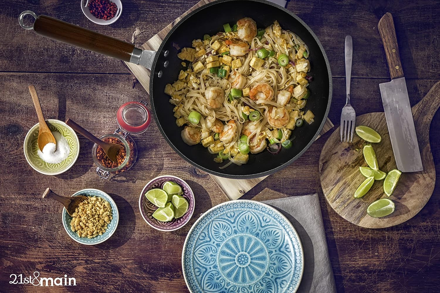 21St & Main Wok, Stir Fry Pan, Wooden Handle, 11 Inch, Lightweight Cast Iron, Chef’S Pan, Pre-Seasoned Nonstick, for Chinese Japanese and Other Cooking