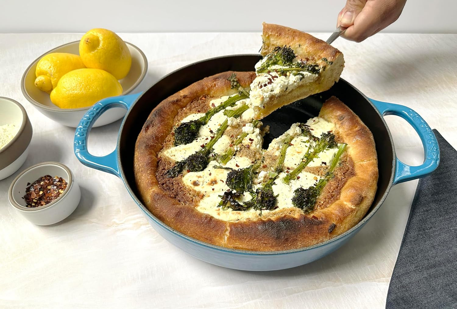 Le Creuset Signature Cast Iron Everyday Pan, 11", White