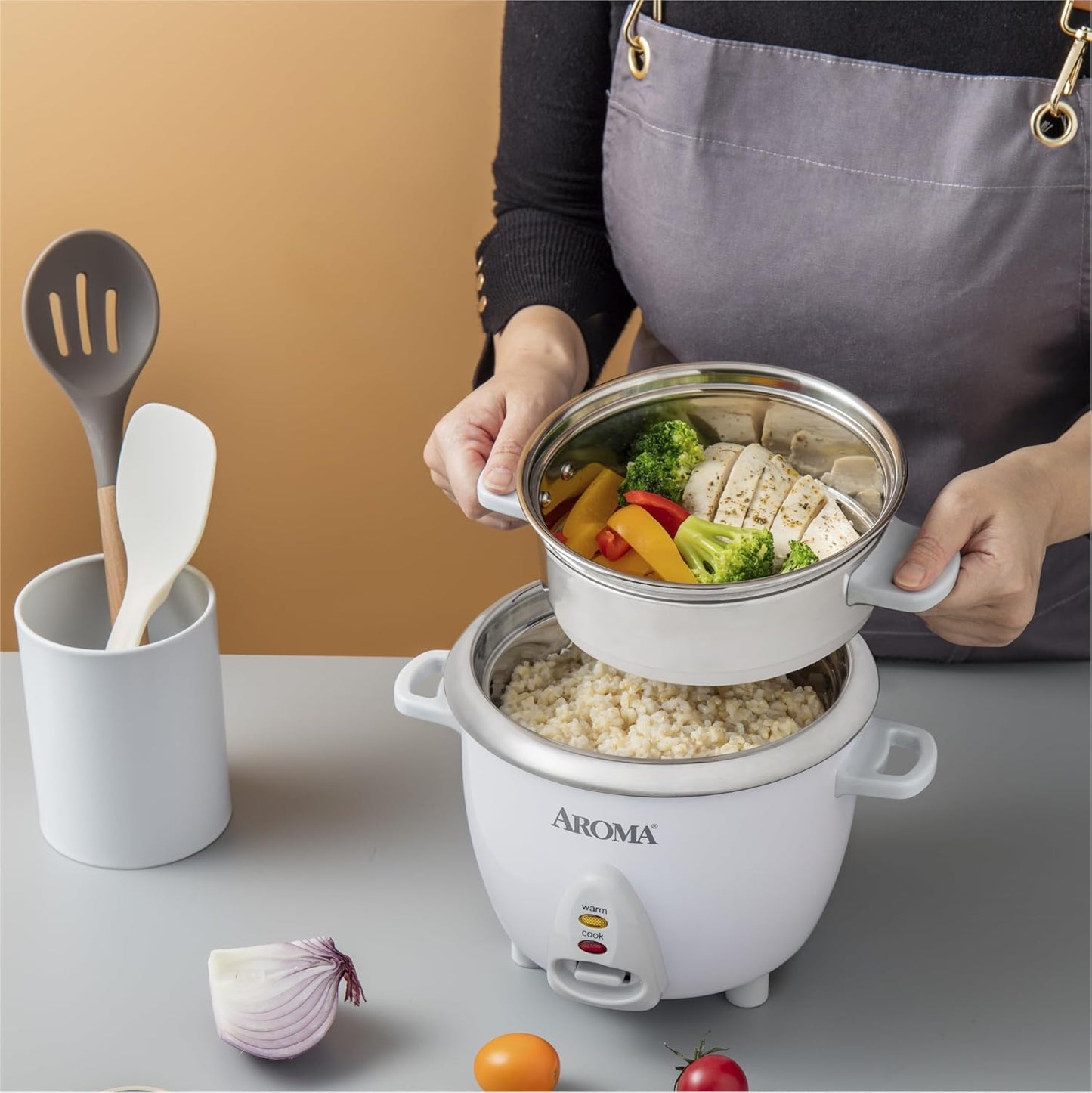 Aroma Housewares 6-Cup (Cooked Yield ) / 1.2Qt. Select Stainless Pot-Style Rice Cooker, & Food Steamer, One-Touch Operation, White