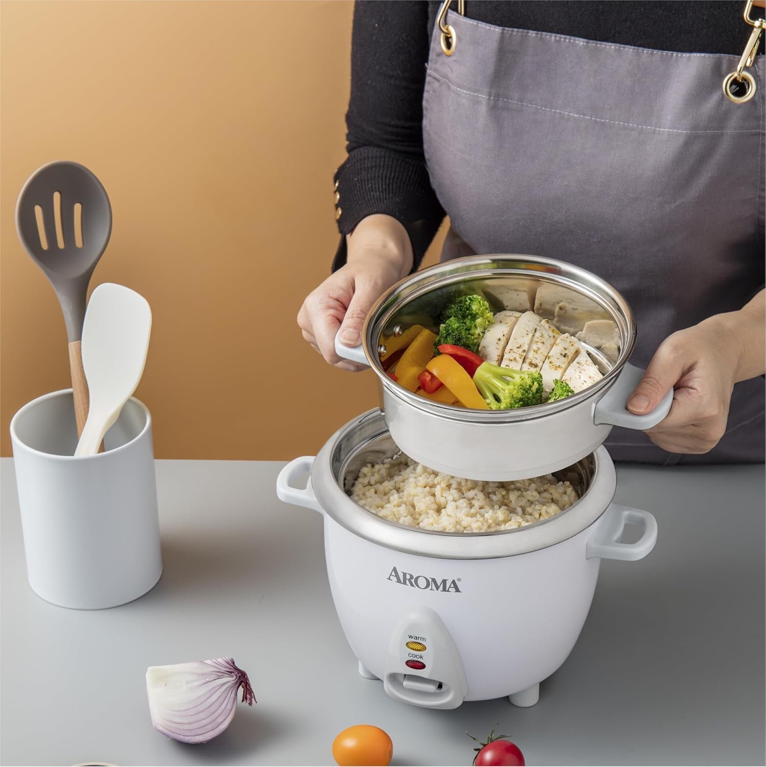 Aroma Housewares 6-Cup (Cooked Yield ) / 1.2Qt. Select Stainless Pot-Style Rice Cooker, & Food Steamer, One-Touch Operation, White