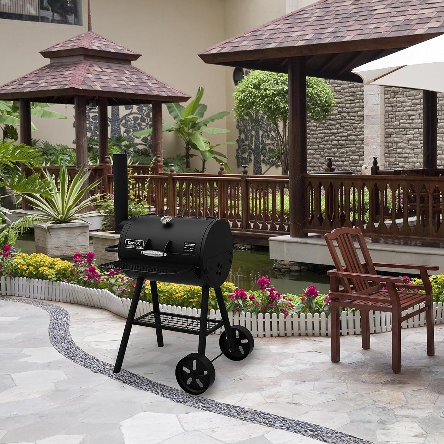 Dyna-Glo Signature Series DGSS443CB-D Heavy-Duty Compact Barrel Charcoal Grill, Black Powder Coat