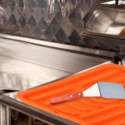 Silicone Griddle Spatula Mat, 14.3X11 Inch Slip Preventing Heat Resistant Silicone BBQ Tool Mat Grill Utensil Holder Serving Spoon Drip Pad for Kitchens & Stoves & Grills Countertops