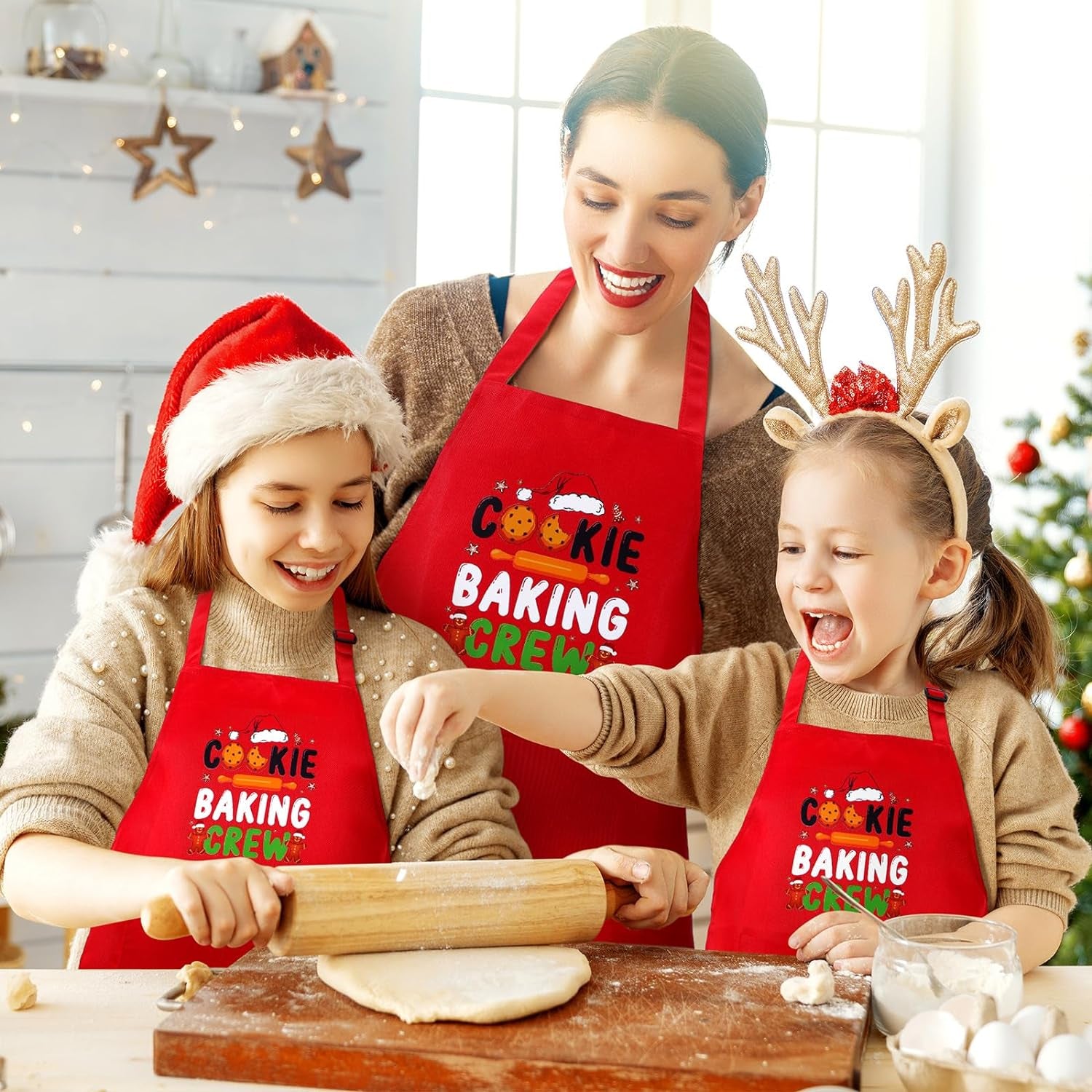 4 Pack Christmas Matching Aprons Christmas Baking Crew Kitchen Apron for Family Cooking Baking