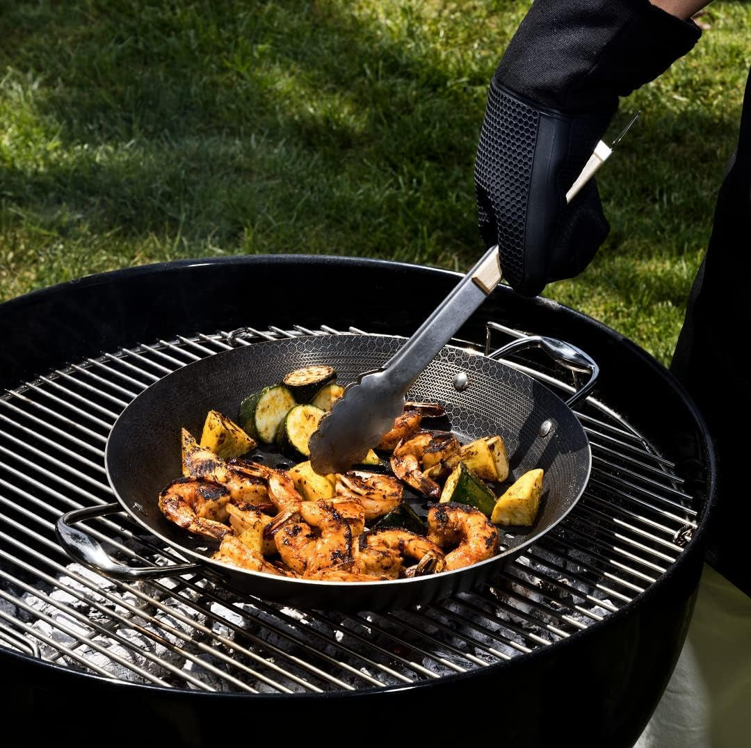 Hybrid Nonstick BBQ Grill Pan, Heat-Safe to 900º F, Dishwasher Safe