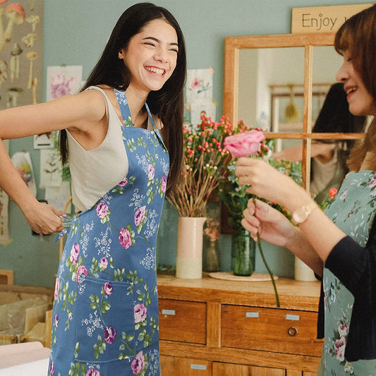 Kitchen Aprons for Women, 2 Pack Floral Aprons with 2 Pockets, Vintage Chef Bakers Apron for Cooking Baking Gardening - Cute Birthday Mothers Day Apron Gifts for Mom Wife Sister Aunt Grandma