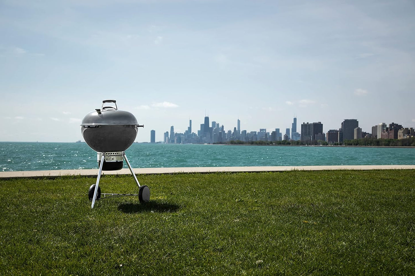 Weber Master-Touch 22" Charcoal Grill, Smoke