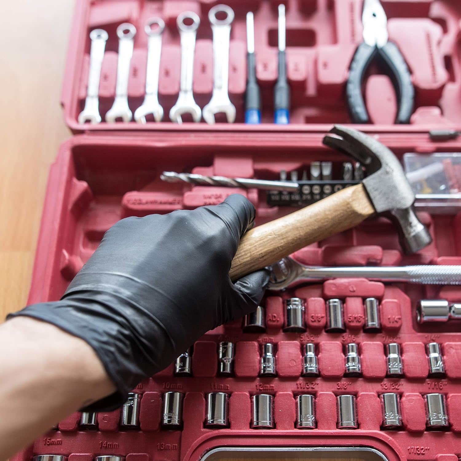 Industrial Black Nitrile Gloves