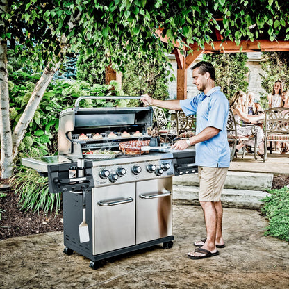 Regal S 590 Pro Natural Gas Grill - Premium 5-Burner Stainless Steel BBQ