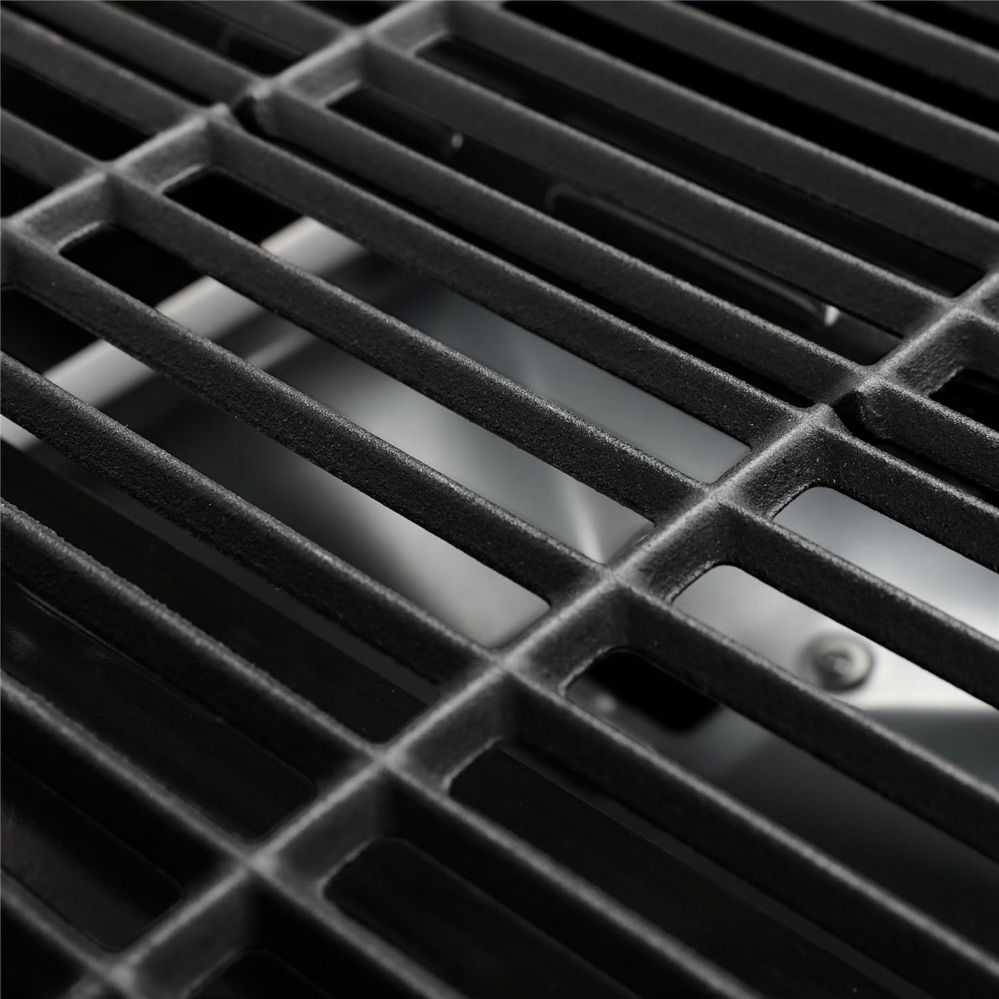 GD4002T Tailgater Tabletop Gas Grill Griddle, 4-Burner Portable Propane Grill Griddle Combo, for Backyard or Outdoor BBQ Cooking, 40,000 BTU, Black