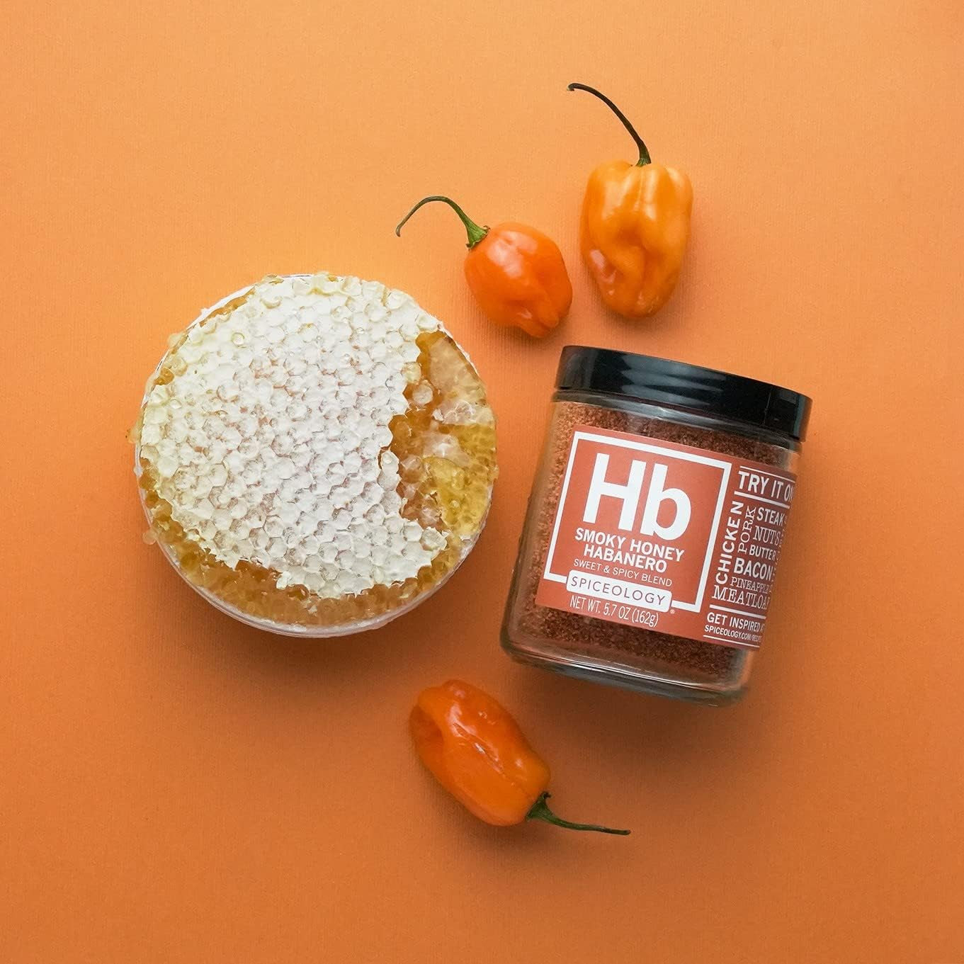 Spiceology - Smoky Honey Habanero - Sweet & Spicy BBQ Rub - Barbeque Rubs, Spice Blends and Seasonings for Smoking or Grilling - Use On: Chicken, Wings, Pork, Steak, Nuts, Butter, Bacon, or Burgers - 5.7 Oz