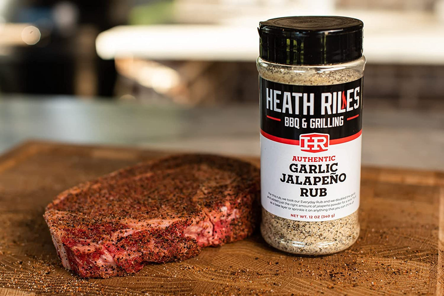 Heath Riles BBQ Rub, Garlic Jalapeño Rub Seasoning, Champion Pitmaster Recipe, Shaker Spice Mix, 2 Lb./32 Oz.