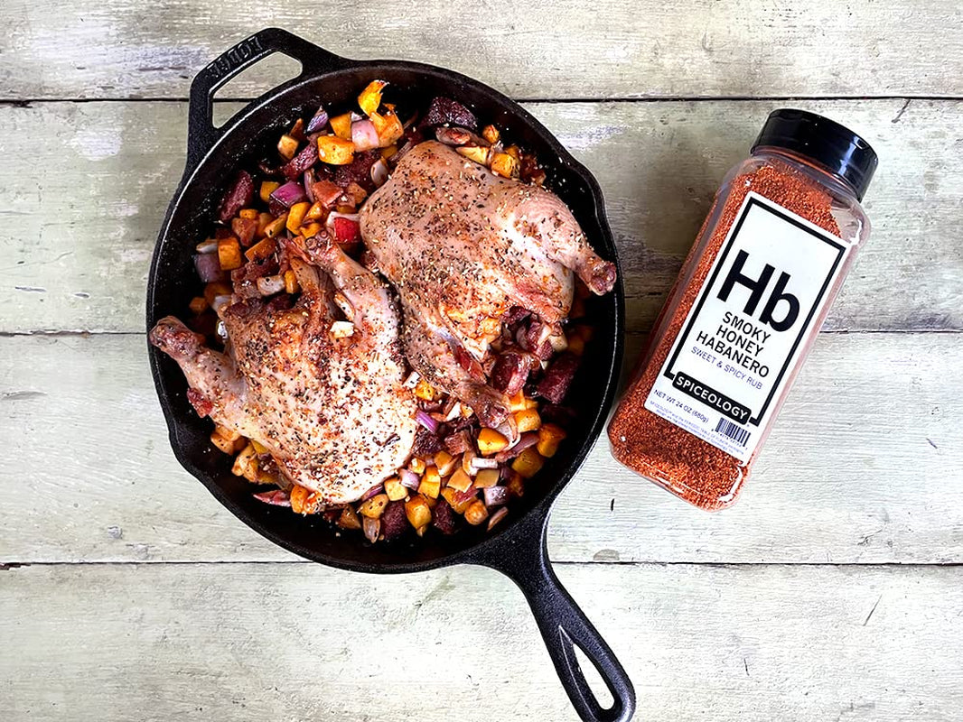 Spiceology - Smoky Honey Habanero - Sweet & Spicy BBQ Rub - Barbeque Rubs, Spice Blends and Seasonings for Smoking or Grilling - Use On: Chicken, Wings, Pork, Steak, Nuts, Butter, Bacon, or Burgers - 24 Oz